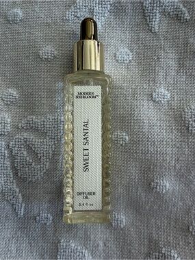 ✨NEW✨ Diffuser Oil: Sweet Santal (13mL) 🪷Mix’N’Match 1 for $11 or 2 for $18🪷